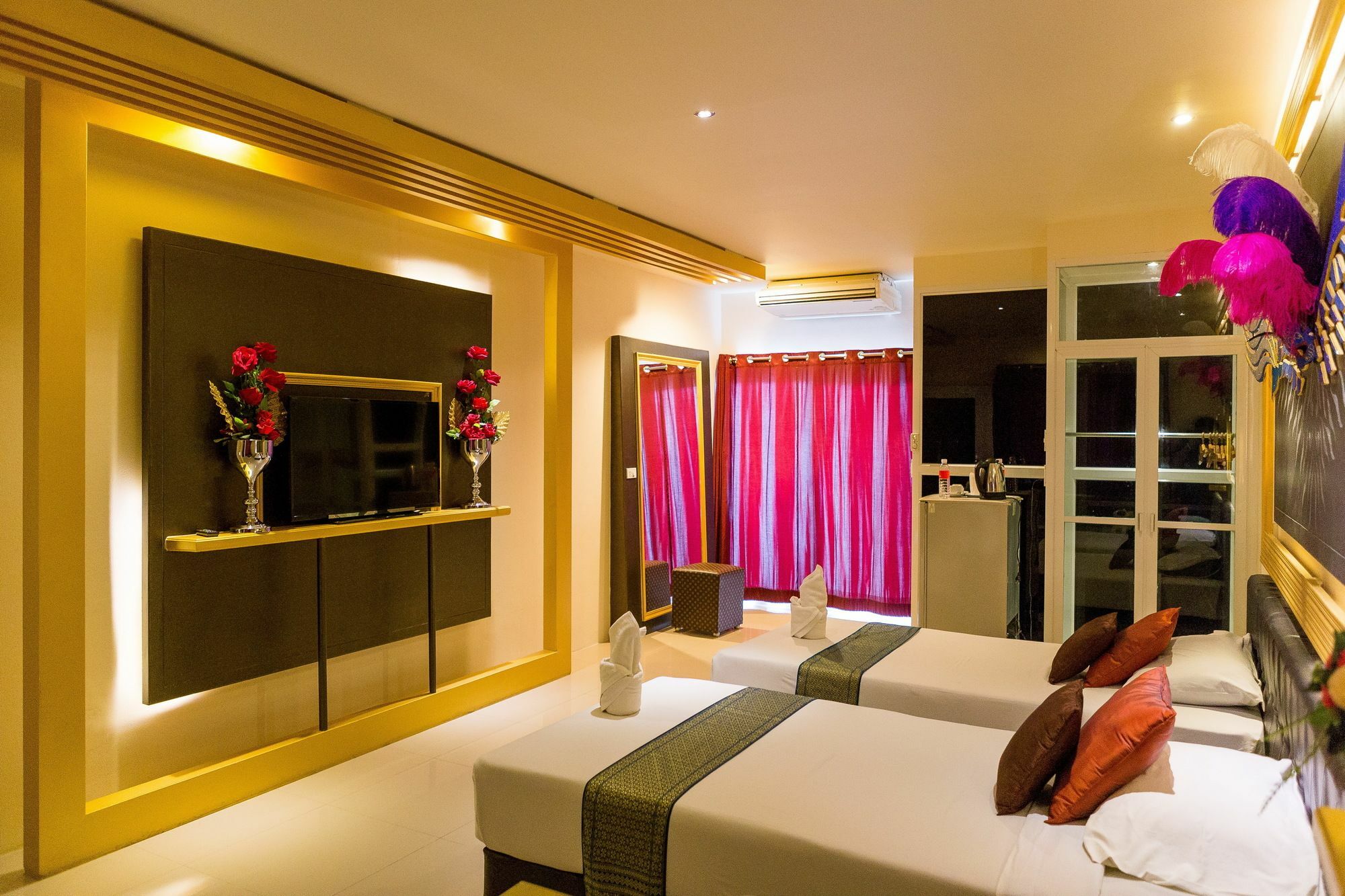 โรงแรมมาเบิล การ์เดนวิว พัทยา Pattaya ภายนอก รูปภาพ