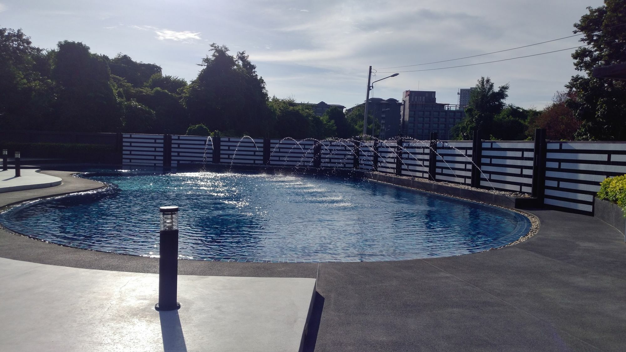โรงแรมมาเบิล การ์เดนวิว พัทยา Pattaya ภายนอก รูปภาพ